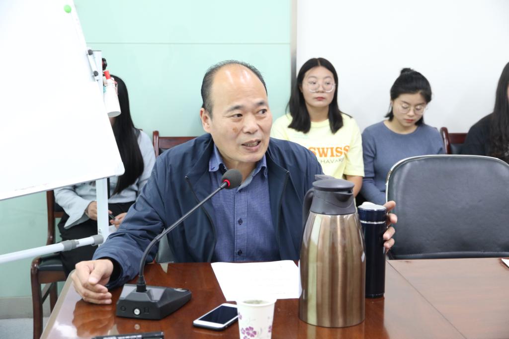 公司新生入学教育——“求是”讲堂(一)